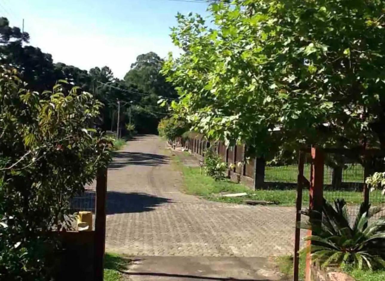 Hospedagem Da Dona Carla Canela Exteriér fotografie